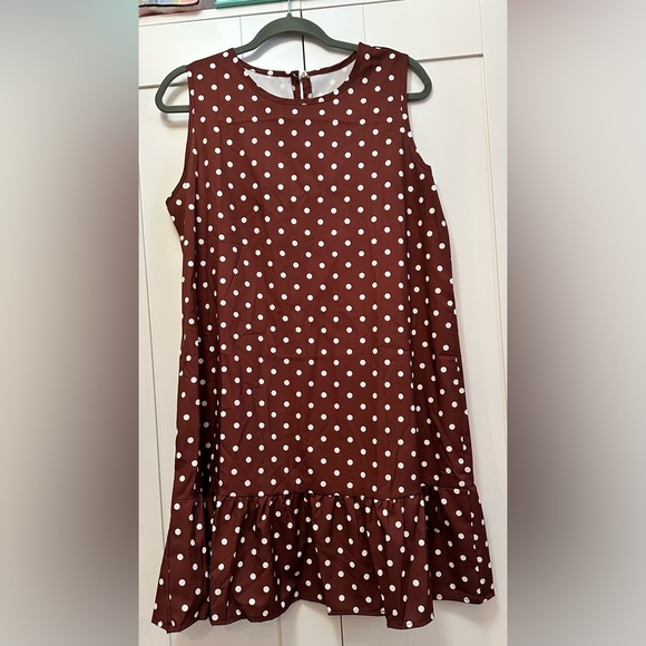 Dresses & Skirts - Brown And White Polka Dot Dress Sz LG NEW!